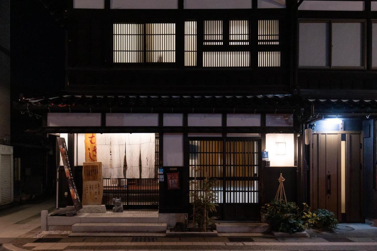 Kanazawa Seiren Le Lotus Bleu Luaran gambar